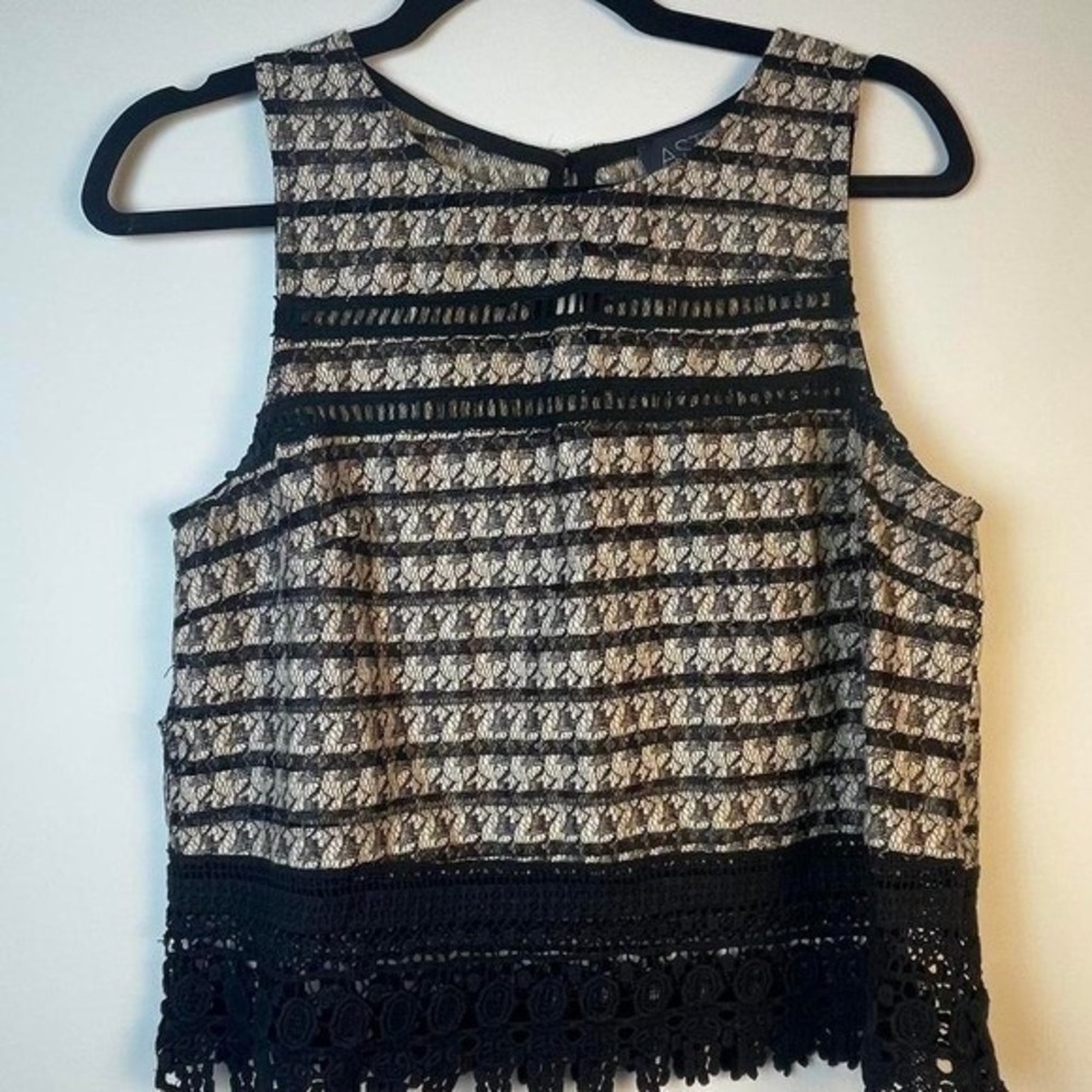 ASTR Black lace tank top with open back, sheer medium embroidery detail bottom